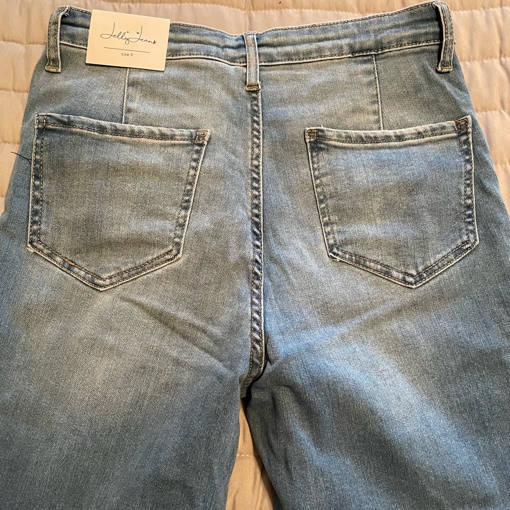 High Rise Flare Legged Jeans - Picture 2 of 4